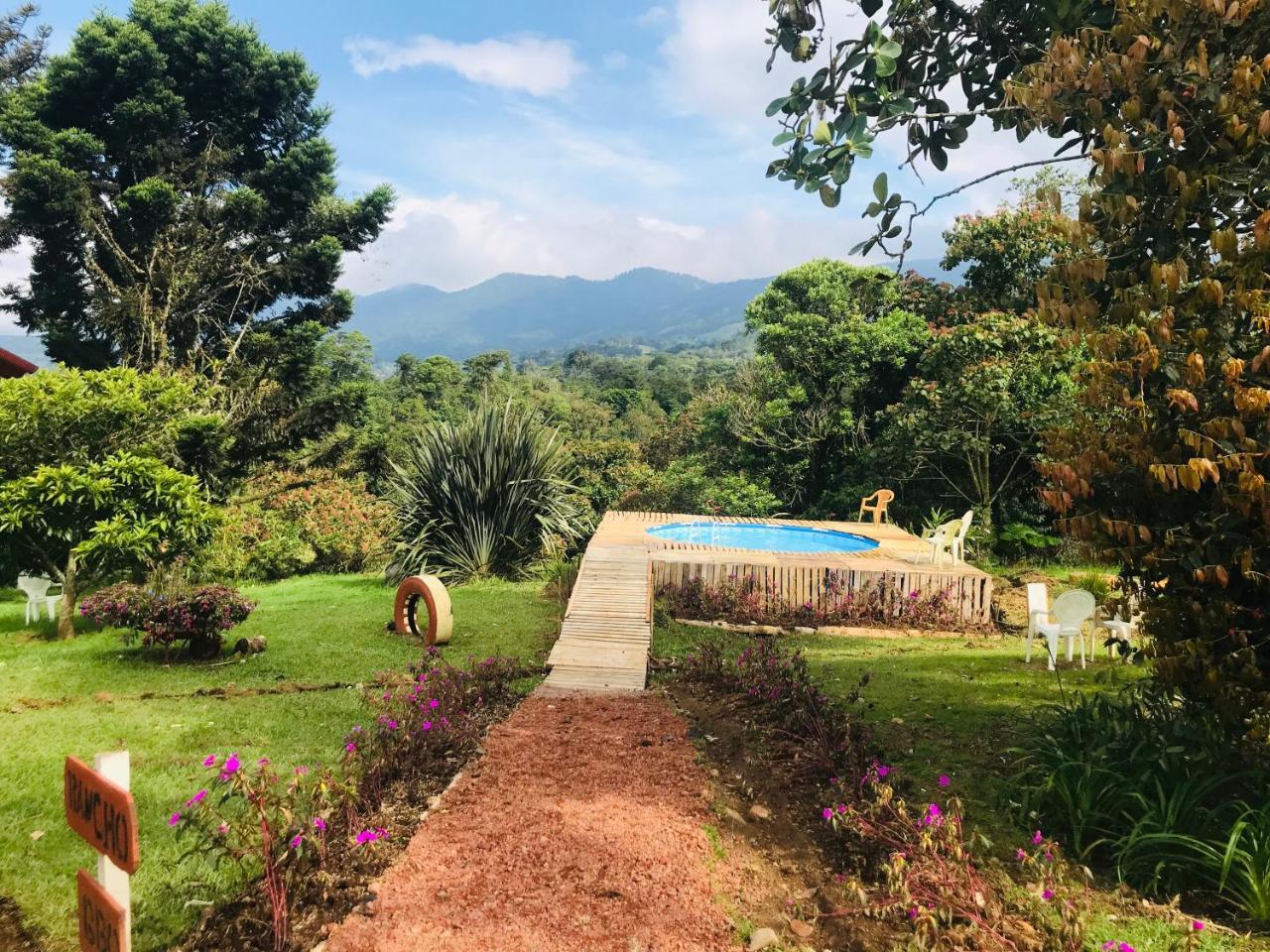 Volcan Poas-Vara Blanca Tiquicia Lodge Zewnętrze zdjęcie